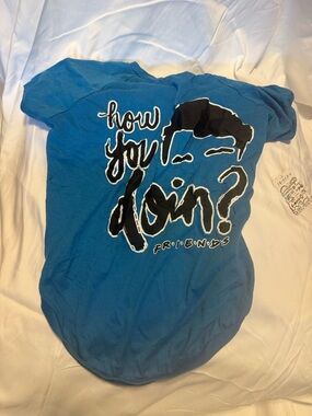 Warner Bros. Teal Graphic Tee with Black and White Print